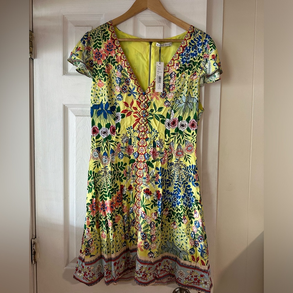 Alice + Olivia mini floral yellow dress size 10 New with tags